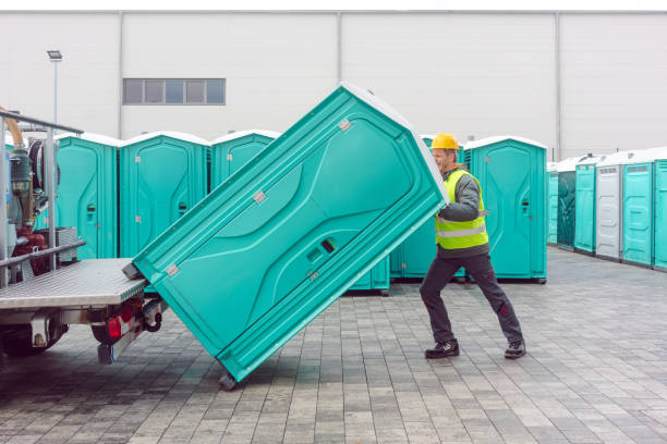 Portable Toilet Options We Offer in Tolar, TX